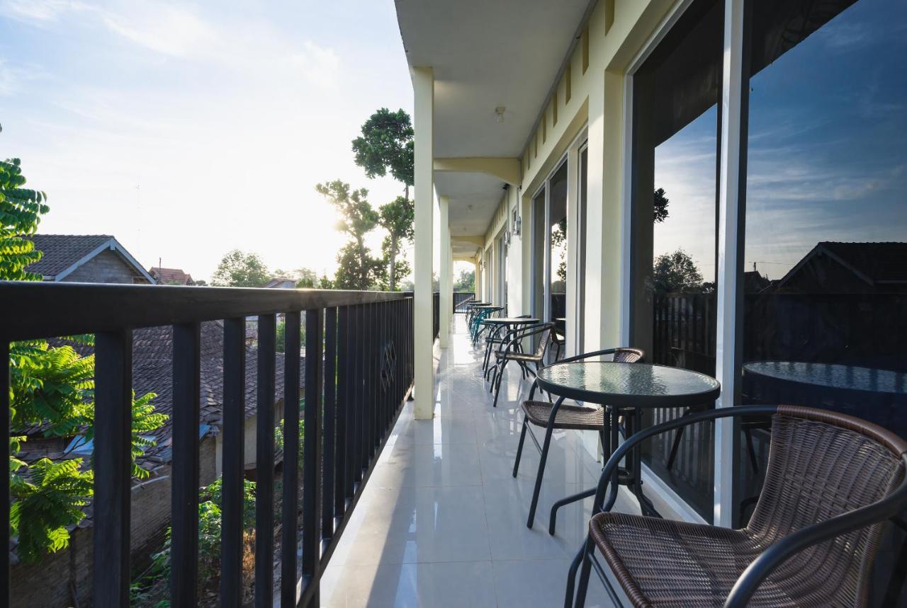 OYO 1855 Elise Exclusive Residence Balong  Exterior foto